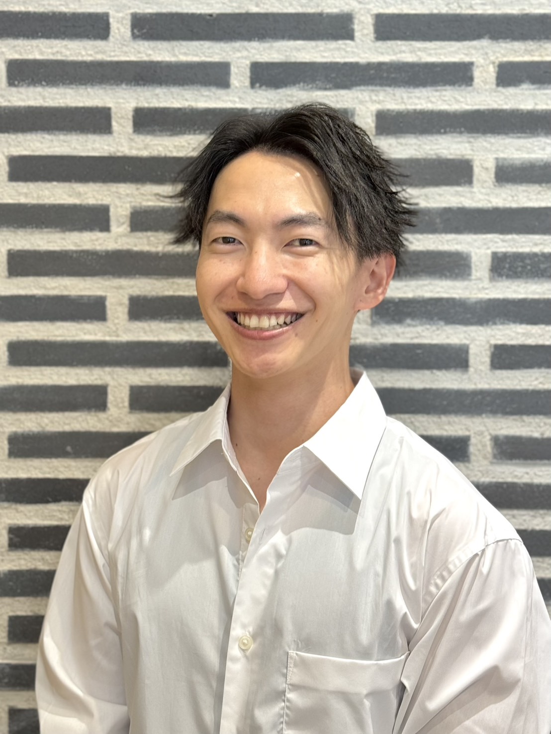 豊中腰痛専門院 院長 初瀬川